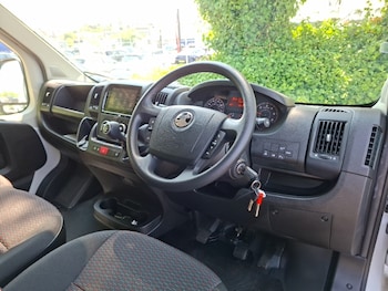 Used Vauxhall Movano 2023 for sale - 79242918: Photo