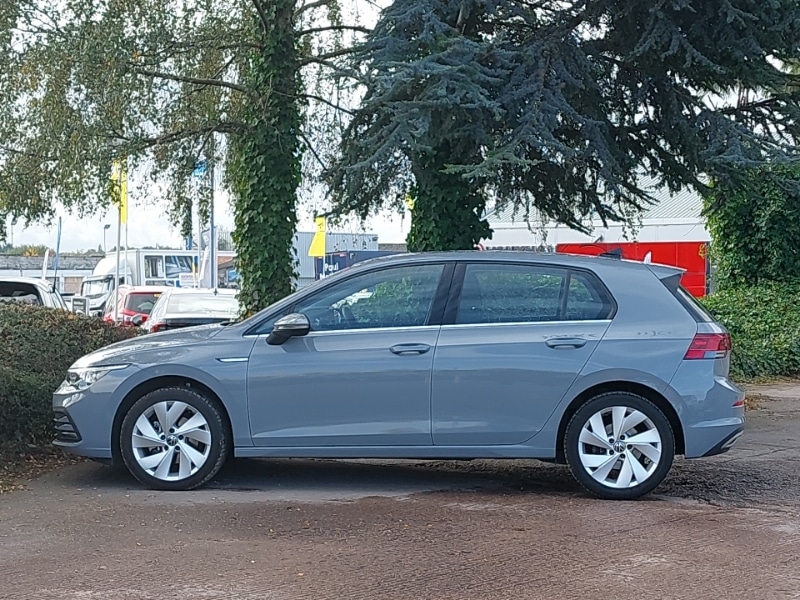 Used Volkswagen Golf 2023 for sale - 76365372: Photo 4