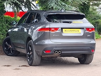 Used Jaguar F-Pace 2017 for sale - 78952619: Photo