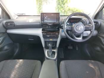 Used Toyota Yaris Cross 2022 for sale - 74673236: Photo
