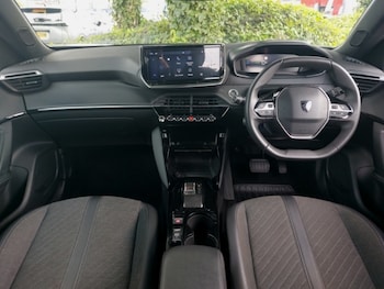 Used Peugeot 2008 2024 for sale - 78527418: Photo