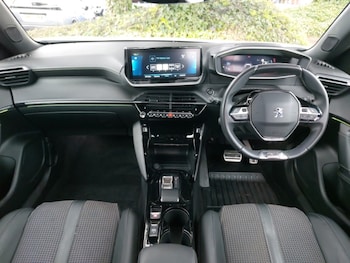 Used Peugeot 2008 2023 for sale - 78342385: Photo