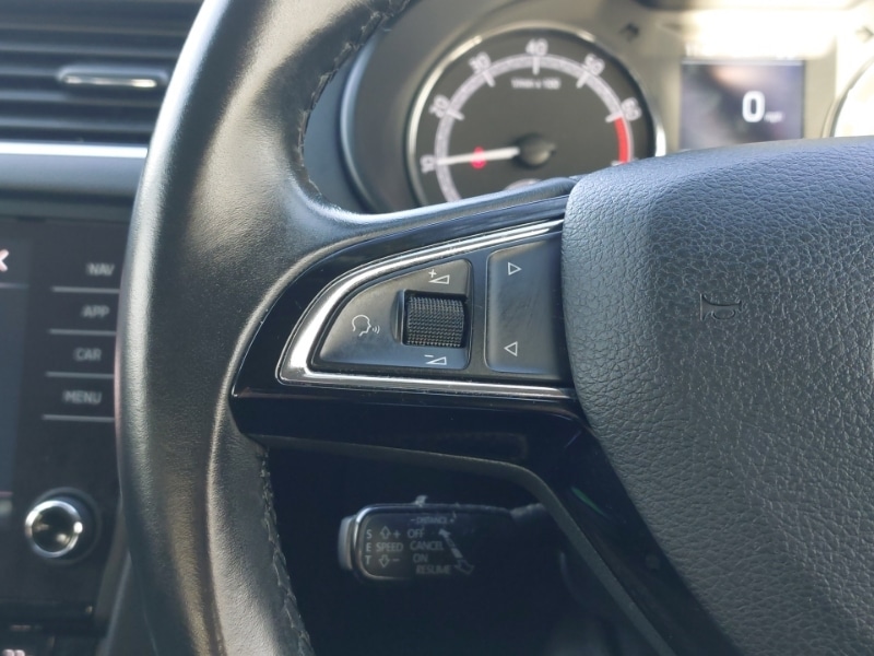 Used Skoda Octavia 2020 for sale - 76987242: Photo 13