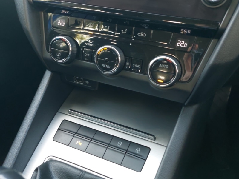 Used Skoda Octavia 2020 for sale - 76987242: Photo 17