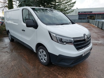 Renault Trafic feature image