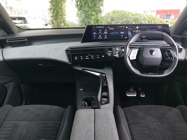 Used Peugeot 3008 2024 for sale - 76309003: Photo 2