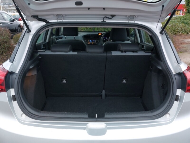 Used Hyundai i20 2015 for sale - 77410063: Photo 8