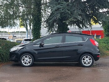 Used Ford Fiesta 2017 for sale - 75921355: Photo