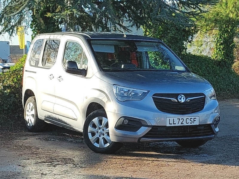 Used Vauxhall Combo Life 2022 for sale - 76763669: Photo 1
