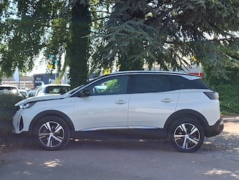 Used Peugeot 3008 2023 for sale - 79139175: Photo