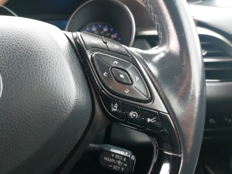 Used Toyota C-HR 2018 for sale - 77992422: Photo 14