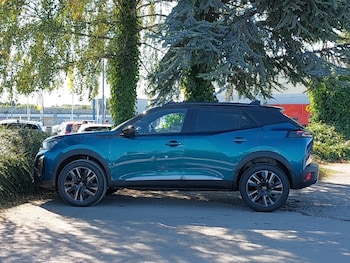 Used Peugeot 2008 2025 for sale - 76055282: Photo 4