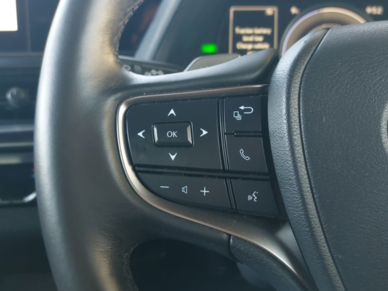 Used Lexus UX 2024 for sale - 76387743: Photo 13