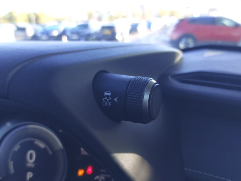 Used Lexus UX 2024 for sale - 76387743: Photo 17