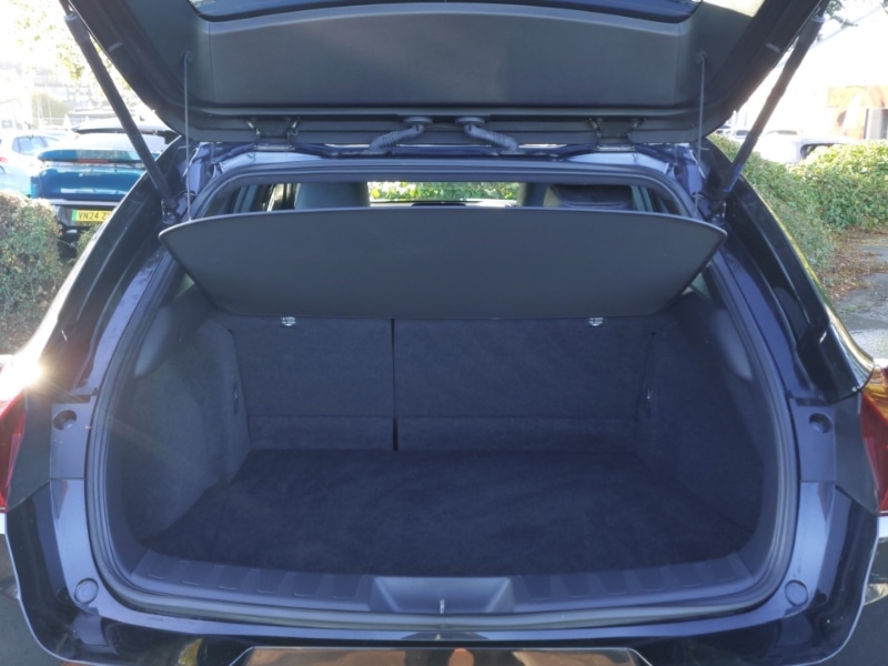 Used Lexus UX 2024 for sale - 76387743: Photo 8