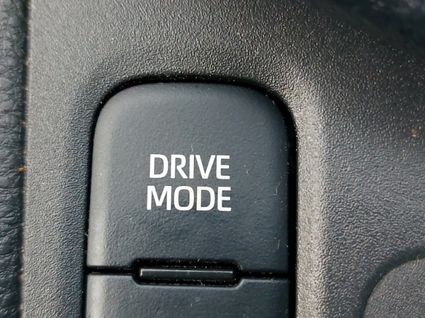 Used Toyota Yaris 2022 for sale - 76150492: Photo 15