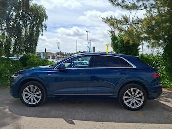 Used Audi Q8 2019 for sale - 79153107: Photo