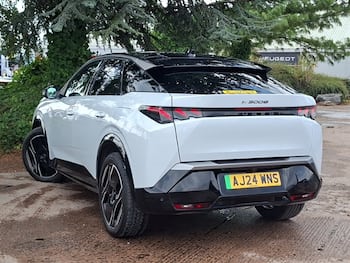 Used Peugeot 3008 2024 for sale - 79683978: Photo