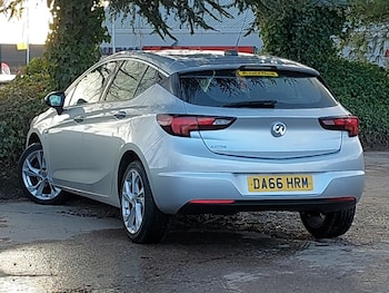 Used Vauxhall Astra 2017 for sale - 77466977: Photo