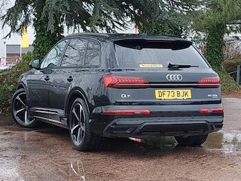 Used Audi Q7 2024 for sale - 77284370: Photo