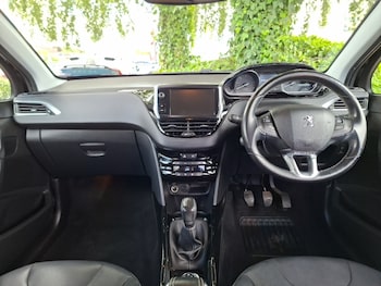 Used Peugeot 2008 2016 for sale - 78777960: Photo