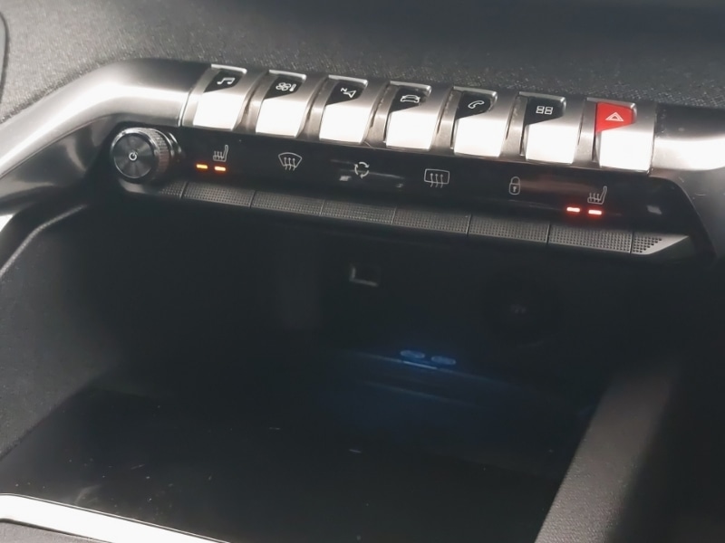 Used Peugeot 3008 2019 for sale - 77028519: Photo 16