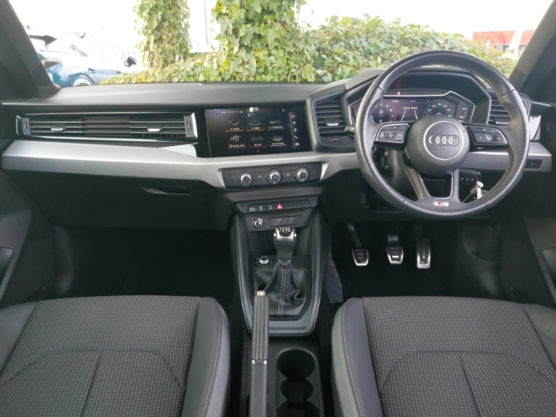 Used Audi A1 2022 for sale - 76537318: Photo 2