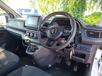 Used Renault Trafic 2024 for sale - 79139150: Photo