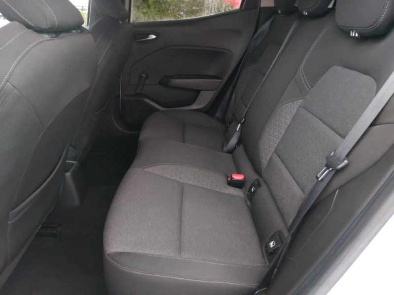 Used Renault Clio 2020 for sale - 77424275: Photo 6