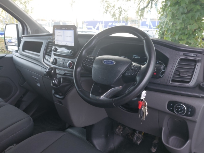 Used Ford Transit Custom 2023 for sale - 76533439: Photo 2