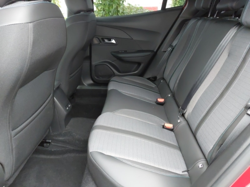 Used Peugeot 2008 2024 for sale - 77329731: Photo 6