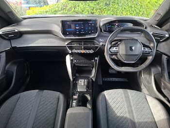 Used Peugeot 2008 2024 for sale - 78803490: Photo