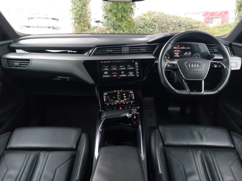 Used Audi e-tron 2021 for sale - 76975125: Photo 2