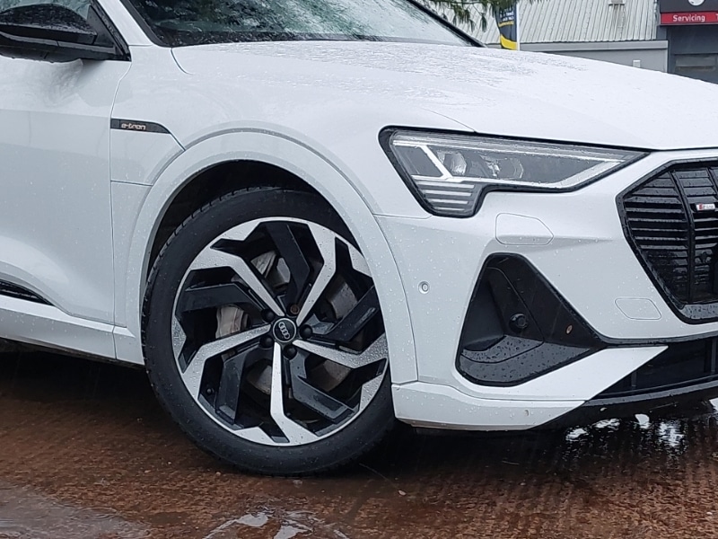 Used Audi e-tron 2021 for sale - 76975125: Photo 9