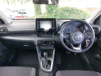 Used Toyota Yaris 2023 for sale - 75663845: Photo