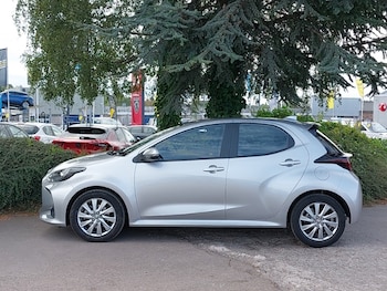 Used Toyota Yaris 2023 for sale - 75663845: Photo