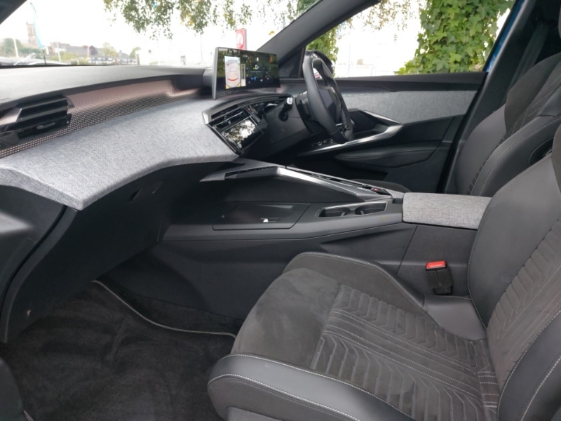 Used Peugeot 3008 2024 for sale - 76160340: Photo 5