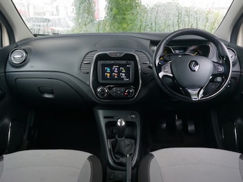 Used Renault Captur 2013 for sale - 76285801: Photo