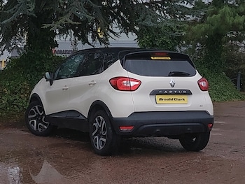 Used Renault Captur 2013 for sale - 76285801: Photo