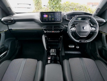 Used Peugeot 2008 2025 for sale - 77433524: Photo