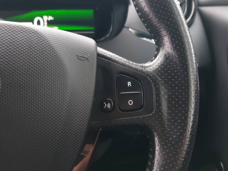 Used Renault Zoe 2019 for sale - 76737301: Photo 14