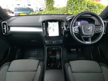 Used Volvo XC40 2024 for sale - 78653753: Photo