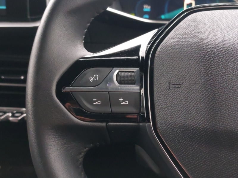 Used Peugeot 2008 2022 for sale - 77228621: Photo 13