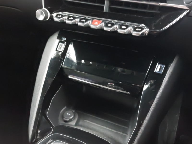 Used Peugeot 2008 2022 for sale - 77228621: Photo 18