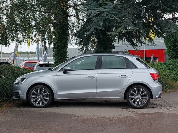 Used Audi A1 2016 for sale - 76054600: Photo 4