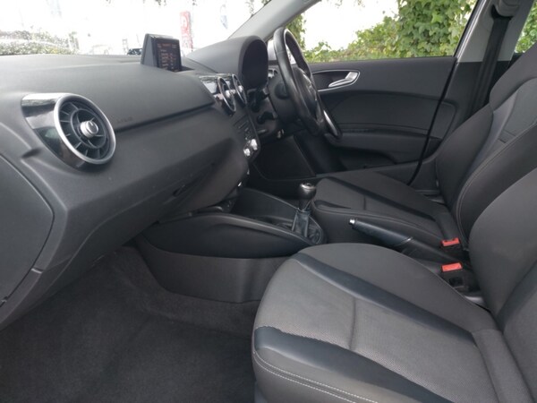 Used Audi A1 2016 for sale - 76054600: Photo 5