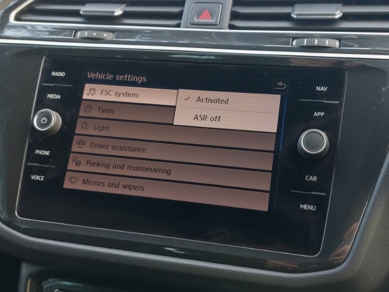 Used Volkswagen Tiguan 2019 for sale - 77947597: Photo 16