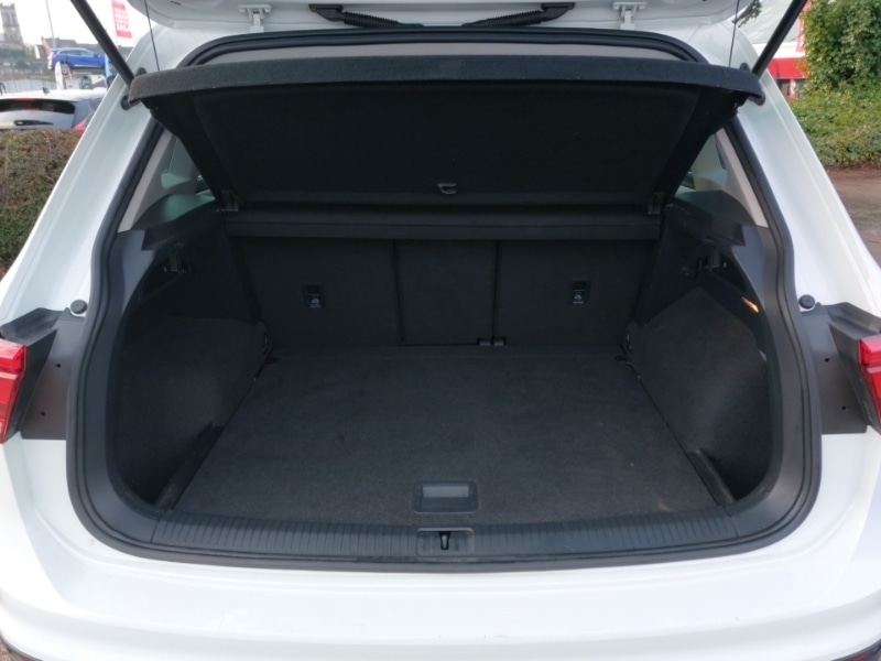 Used Volkswagen Tiguan 2019 for sale - 77947597: Photo 8