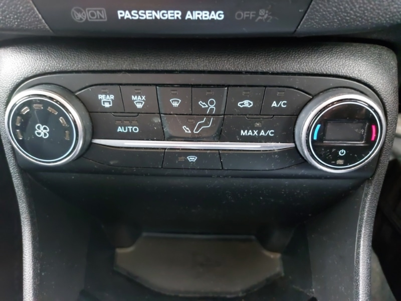 Used Ford Fiesta 2017 for sale - 77189808: Photo 12