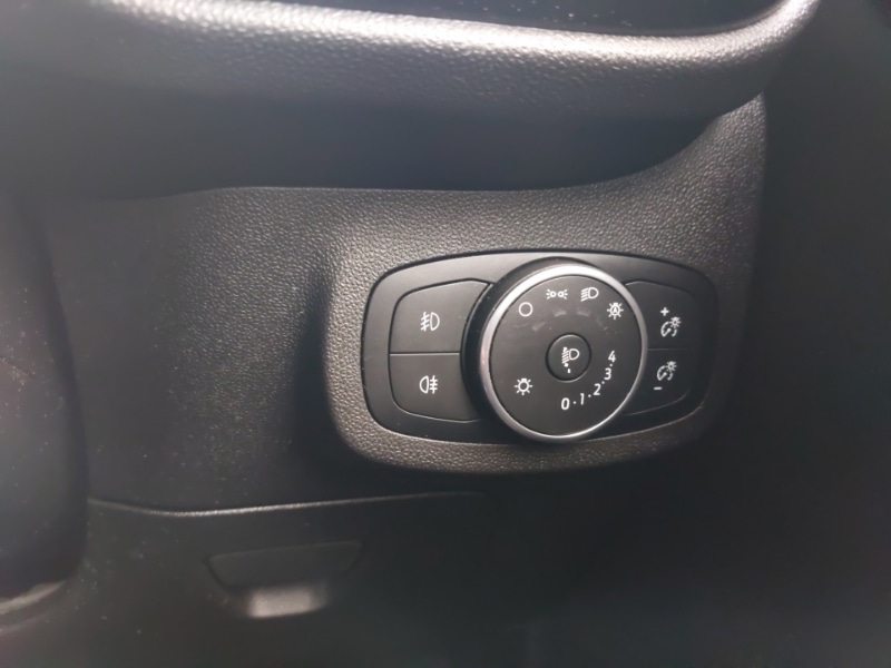 Used Ford Fiesta 2017 for sale - 77189808: Photo 15